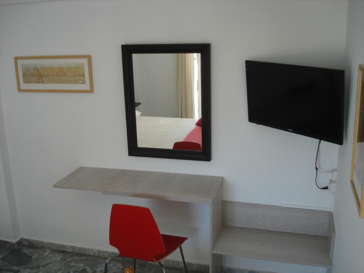 3 Bds-5Min. Walk To The Beach Tolón Exterior foto